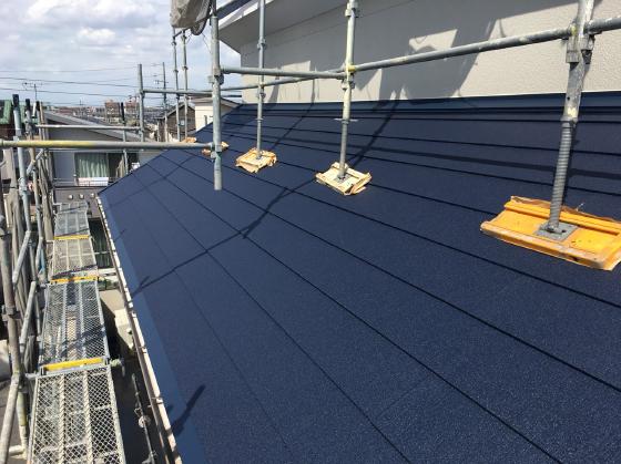 名古屋菱重興行の建物の屋根 カバー工法をご紹介　名古屋市　緑区　K様邸