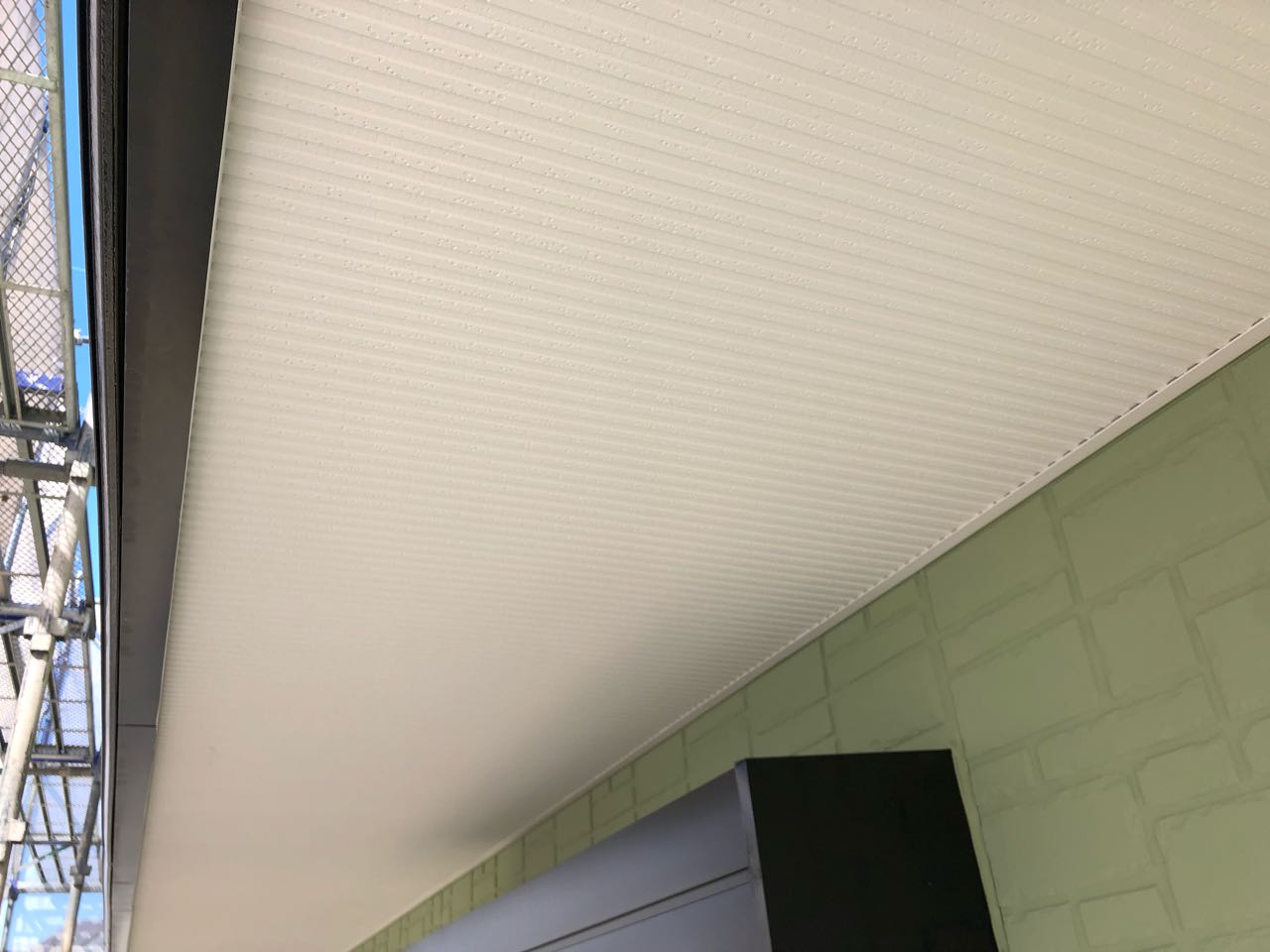 【軒天塗装】完了