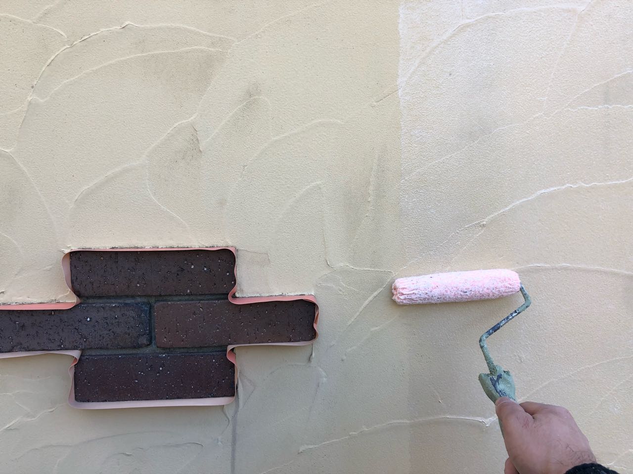 【擁壁塗装】下塗り