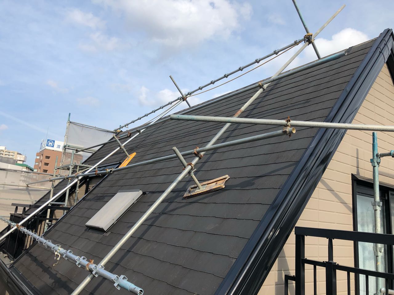 【屋根板金工事】棟撤去