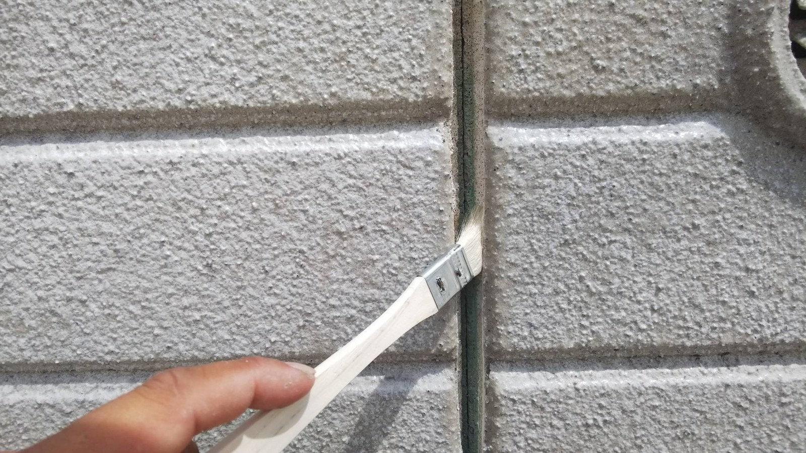 【シーリング工事】プライマー処理