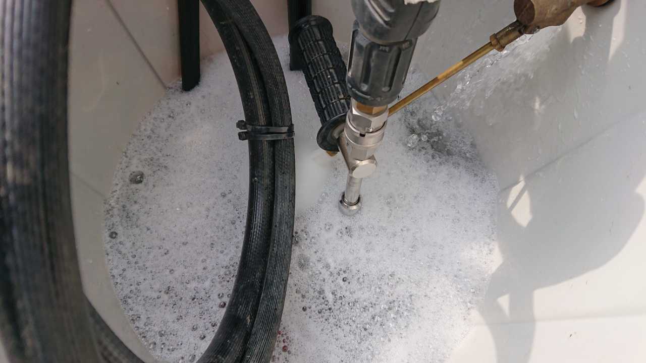 【バイオ洗剤準備】洗浄液攪拌