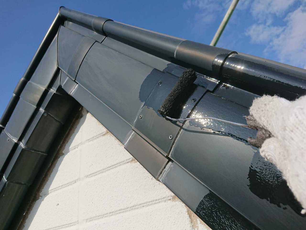 【破風・鼻隠し塗装】下塗り