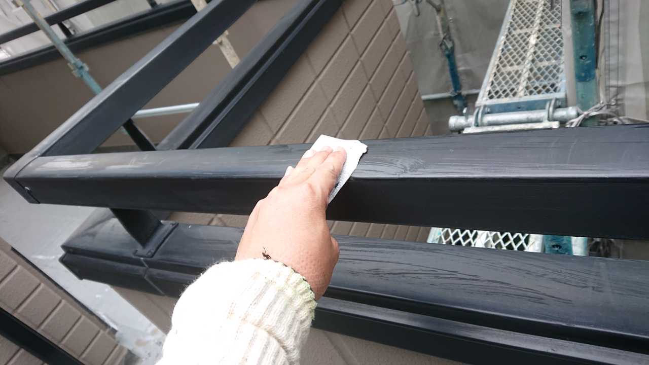 【笠木塗装】ケレン作業