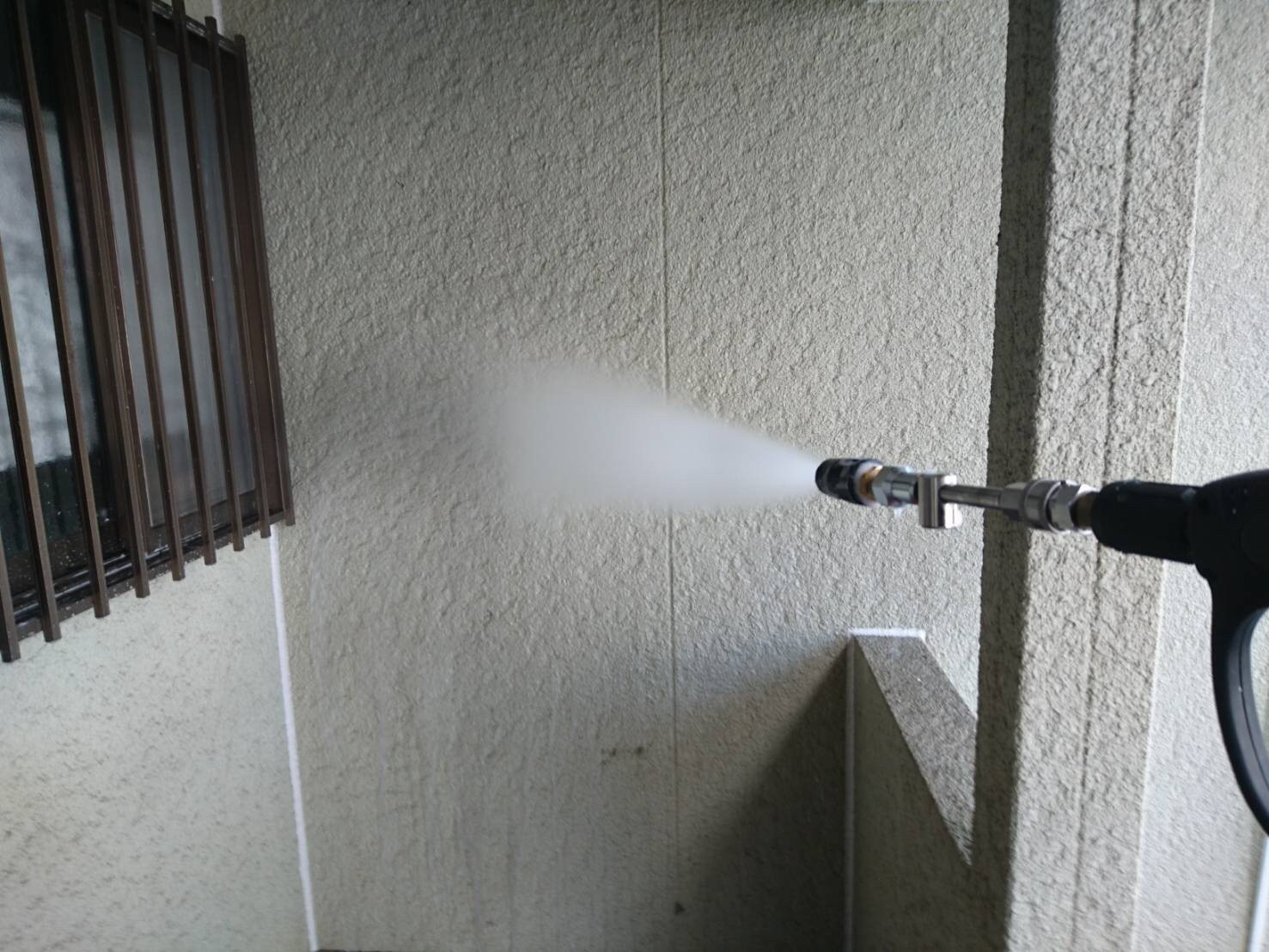 【外壁洗浄】高圧水洗浄