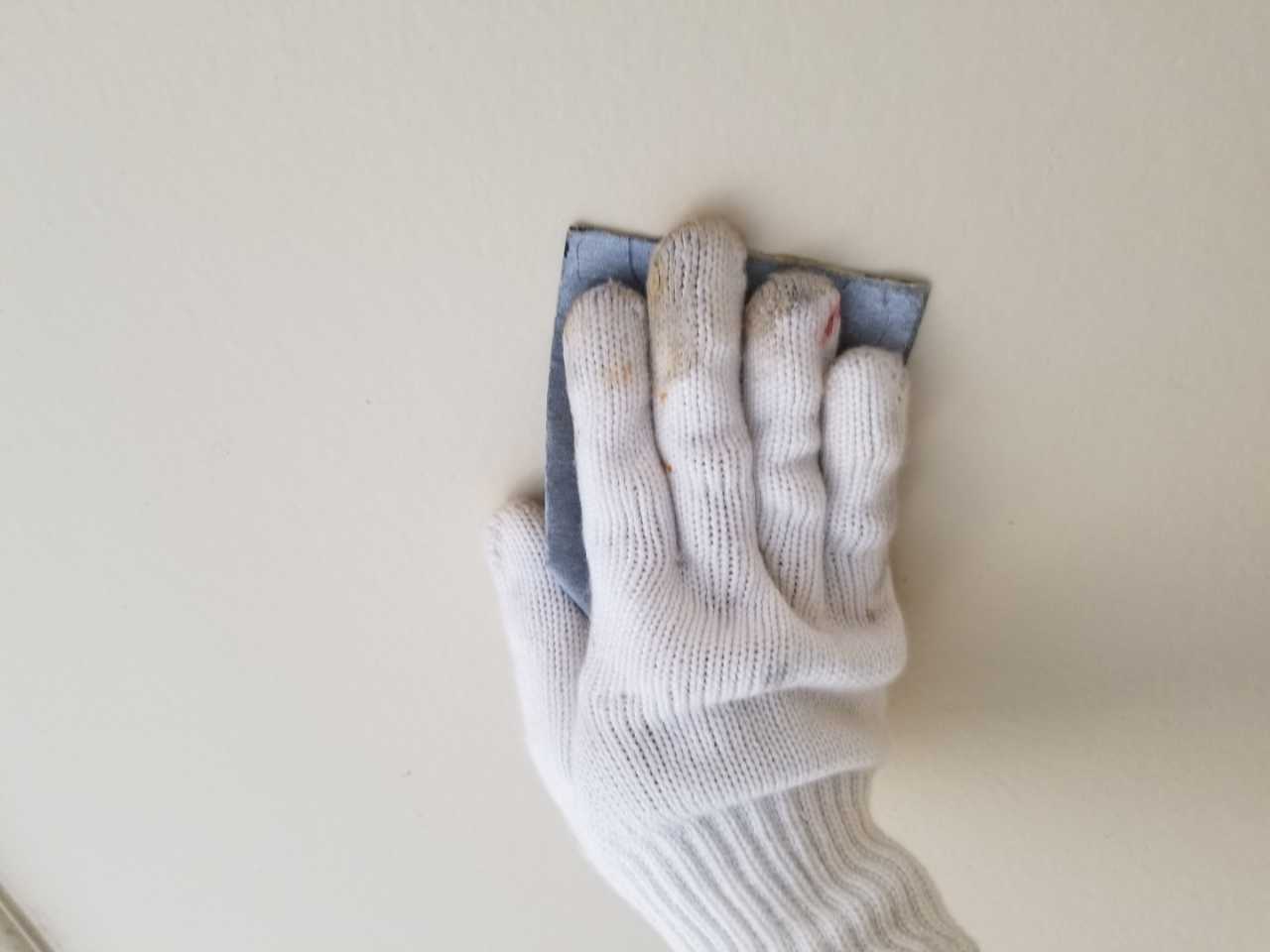 【軒天塗装】ケレン作業