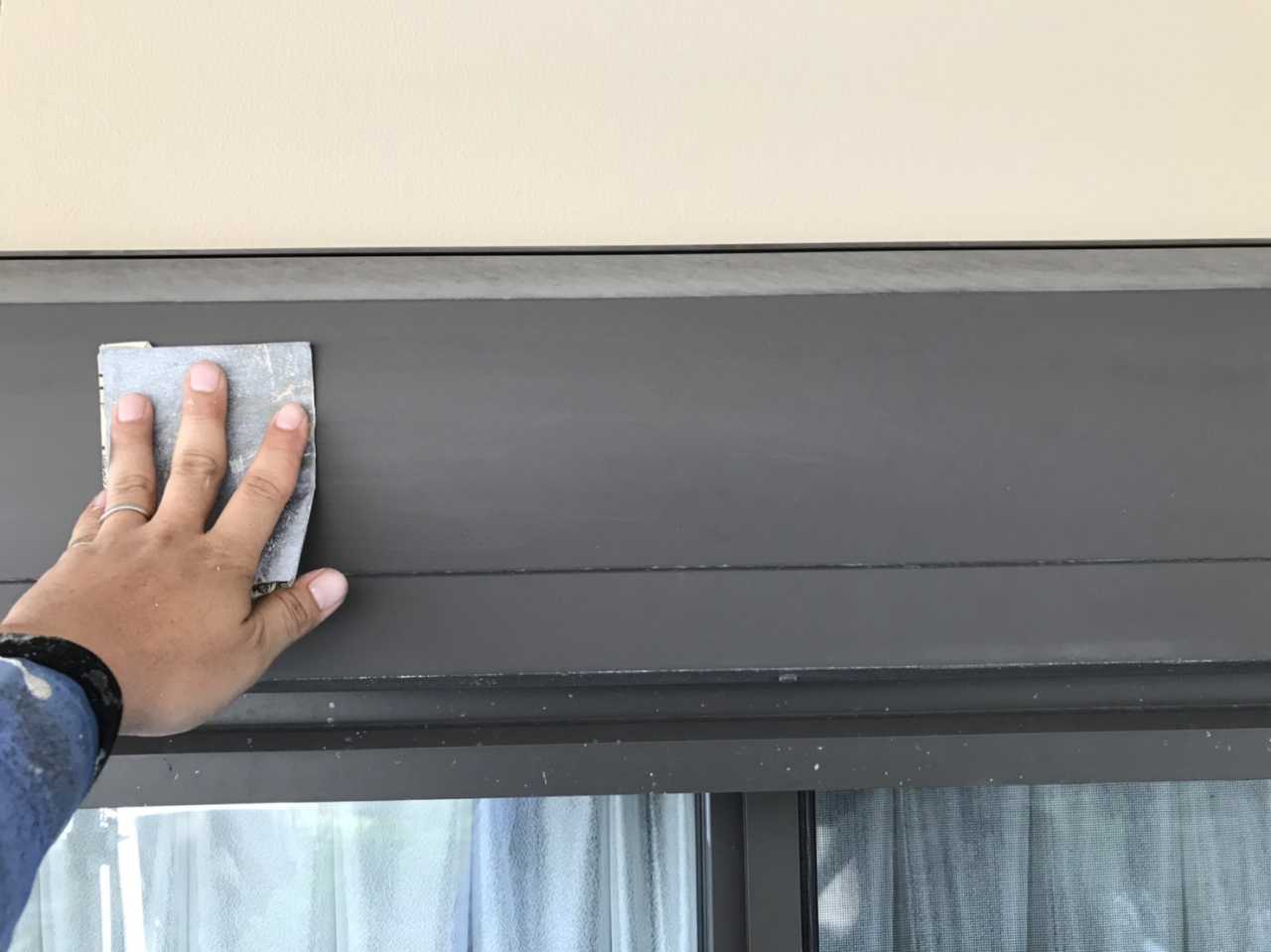 【シャッターボックス塗装】ケレン作業