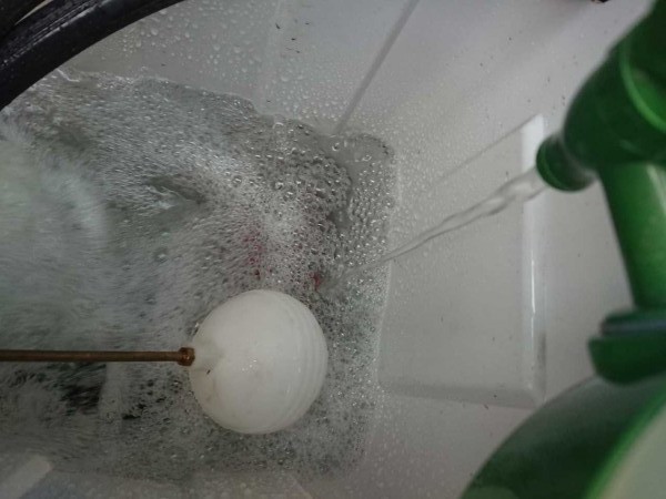 【バイオ洗剤準備】原液混入