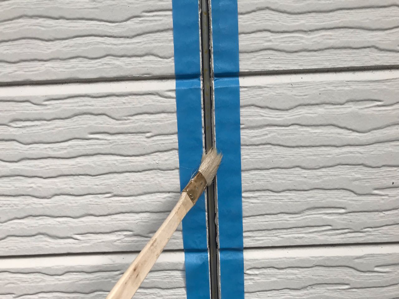 【シーリング工事】プライマー処理