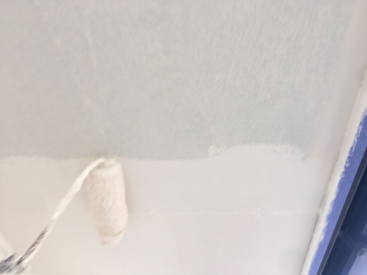 【軒天塗装】上塗り