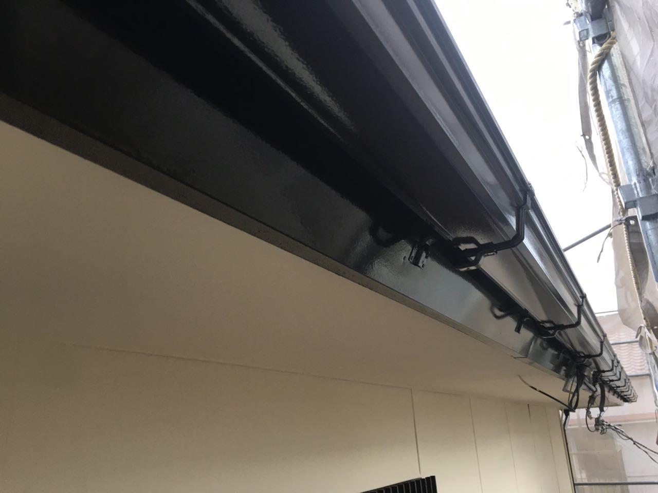 【破風・鼻隠し塗装】完了