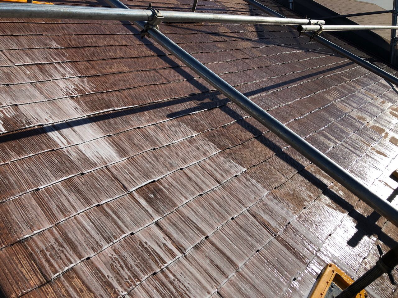 【屋根洗浄】バイオ洗剤塗布