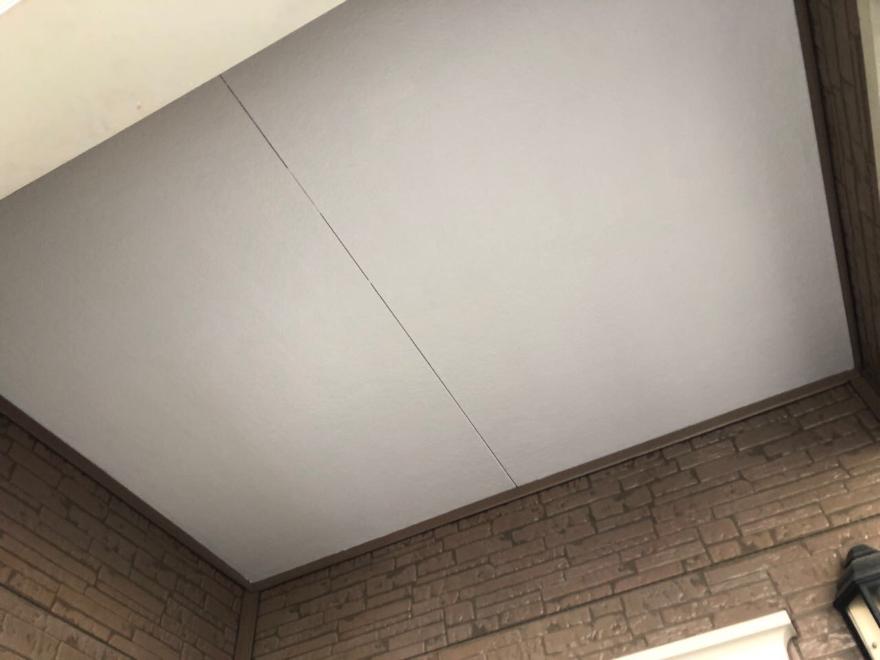 【軒天塗装】下塗り