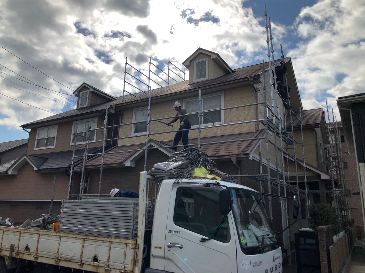 【足場設置工事】設置中