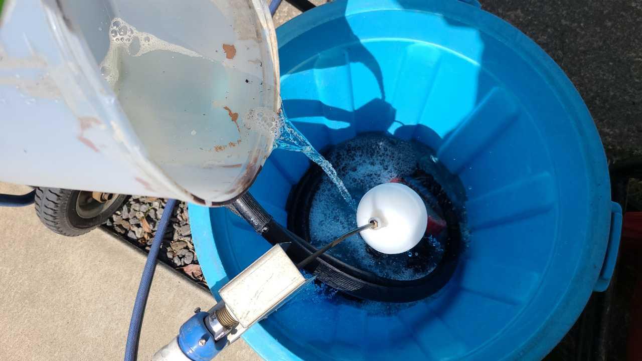 【バイオ洗剤準備】原液混入