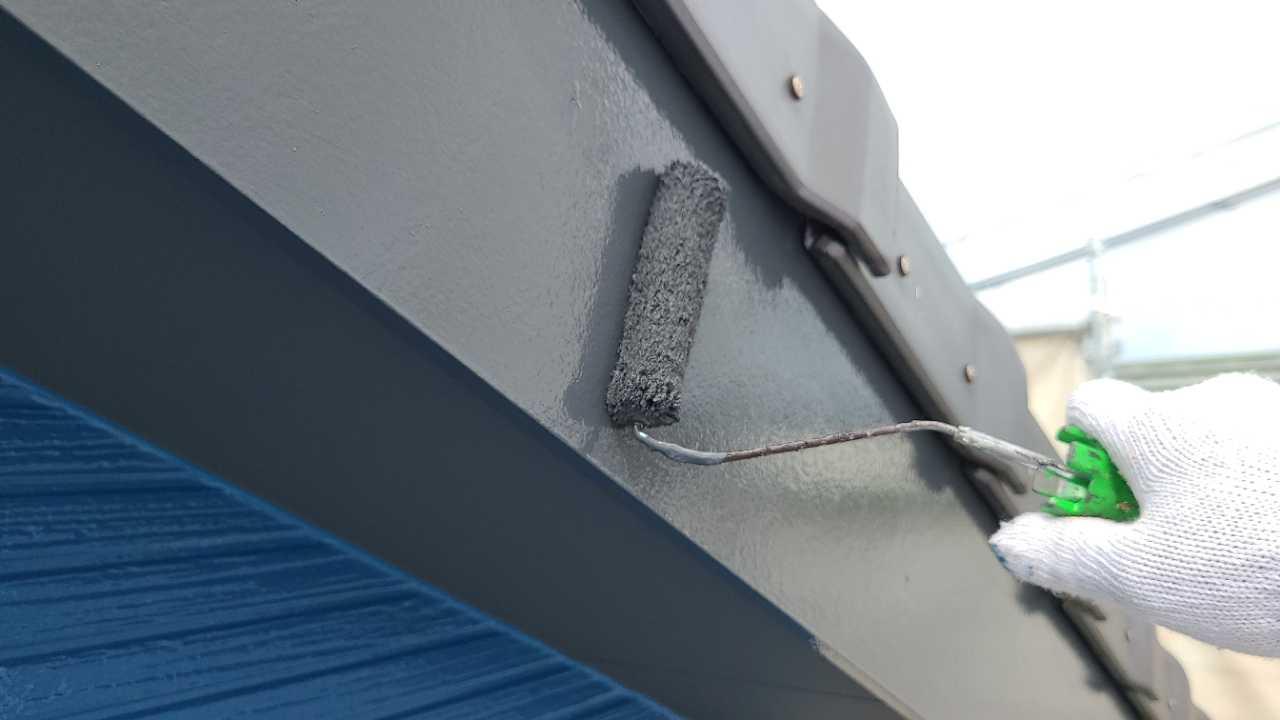 【破風・鼻隠し塗装】上塗り