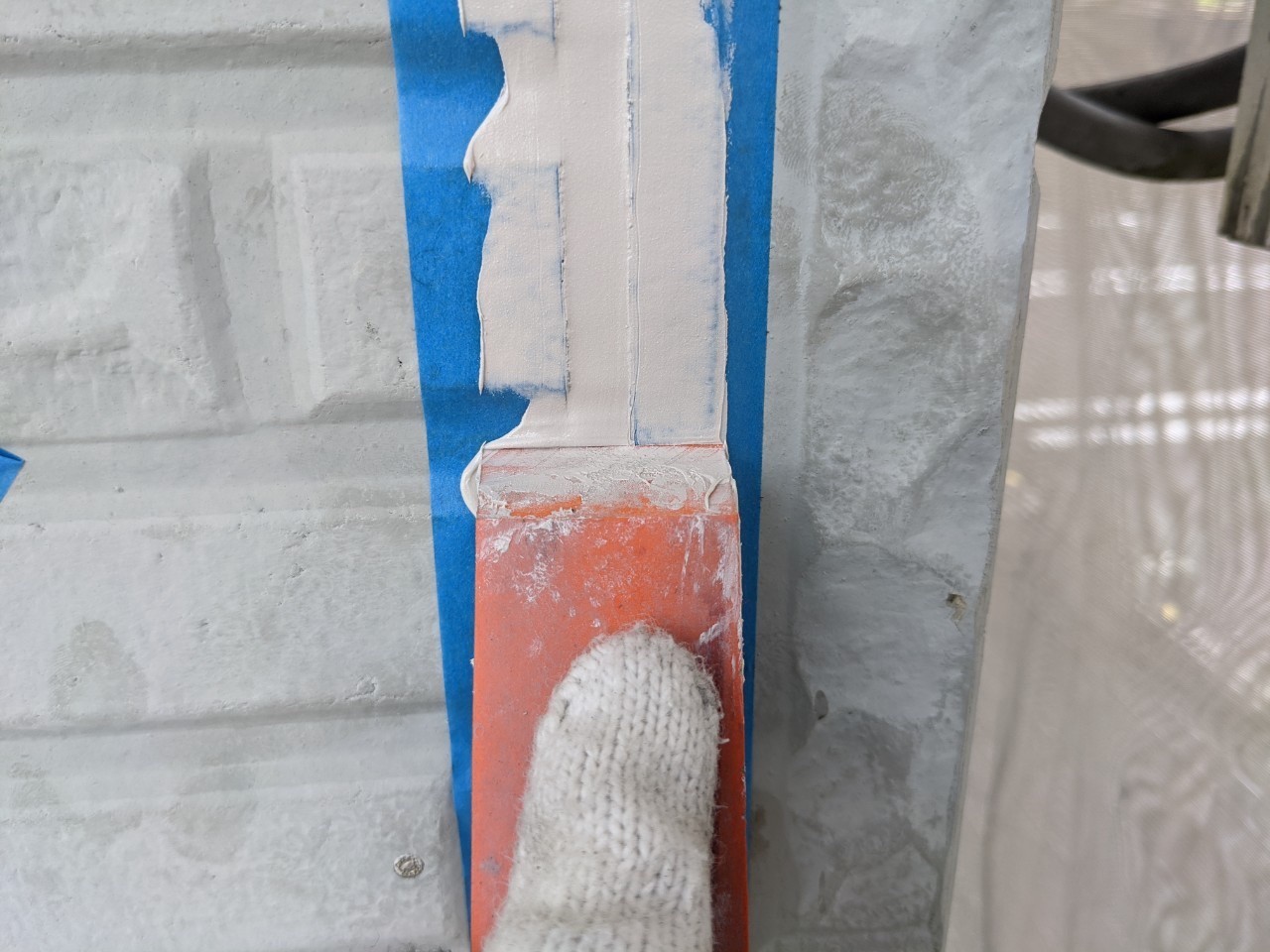 【シーリング工事】ヘラ押さえ