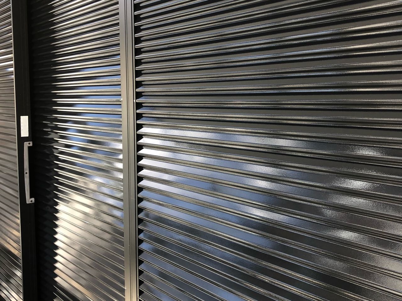 【雨戸塗装】完了