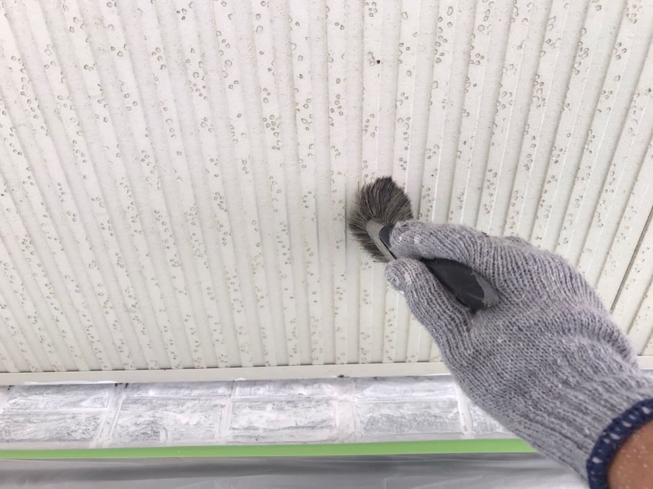 【軒天塗装】ケレン作業