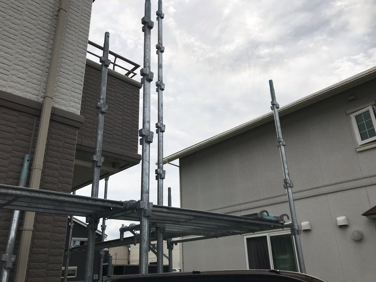 【足場設置工事】設置中