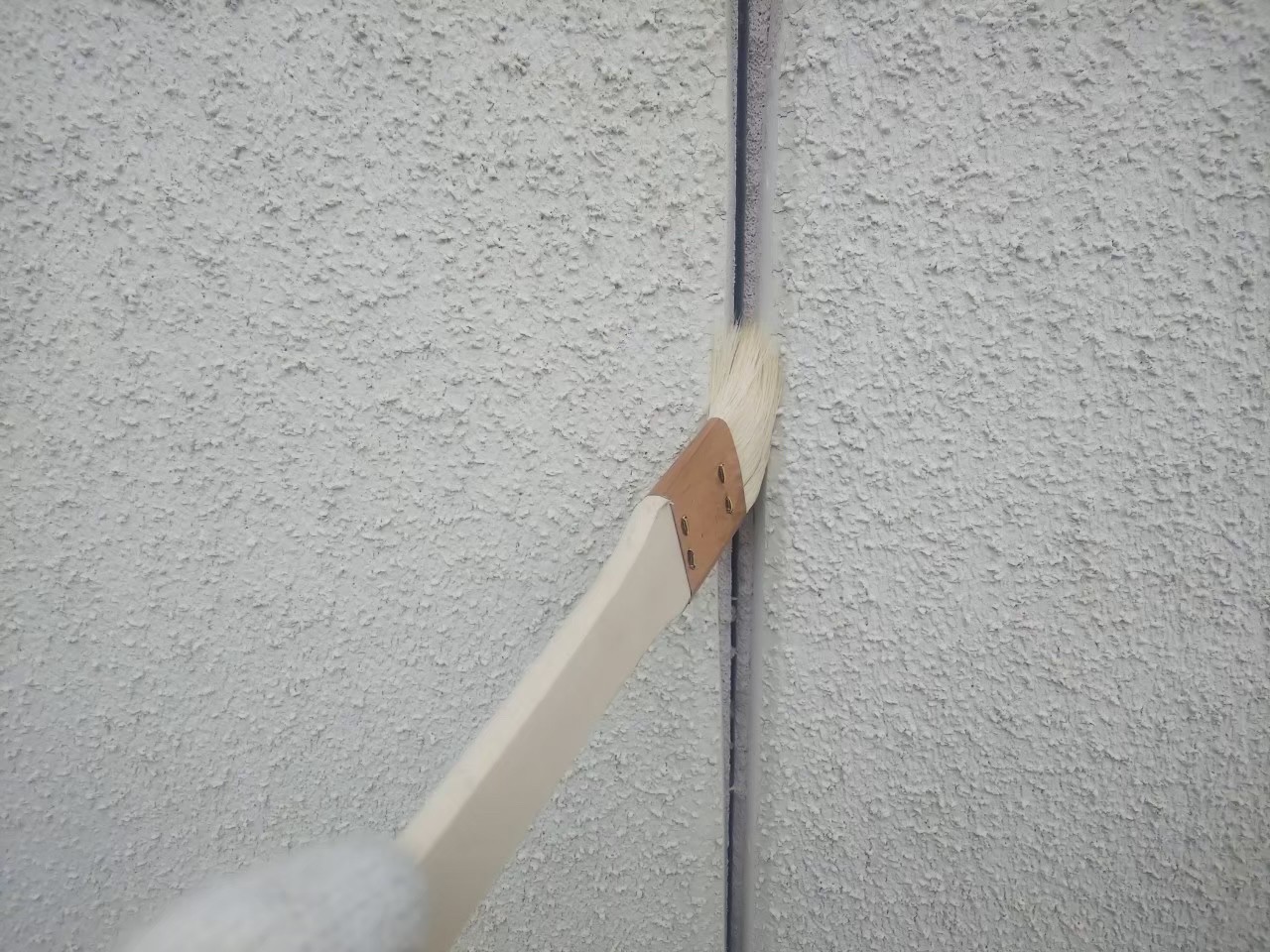 【シーリング工事】プライマー処理