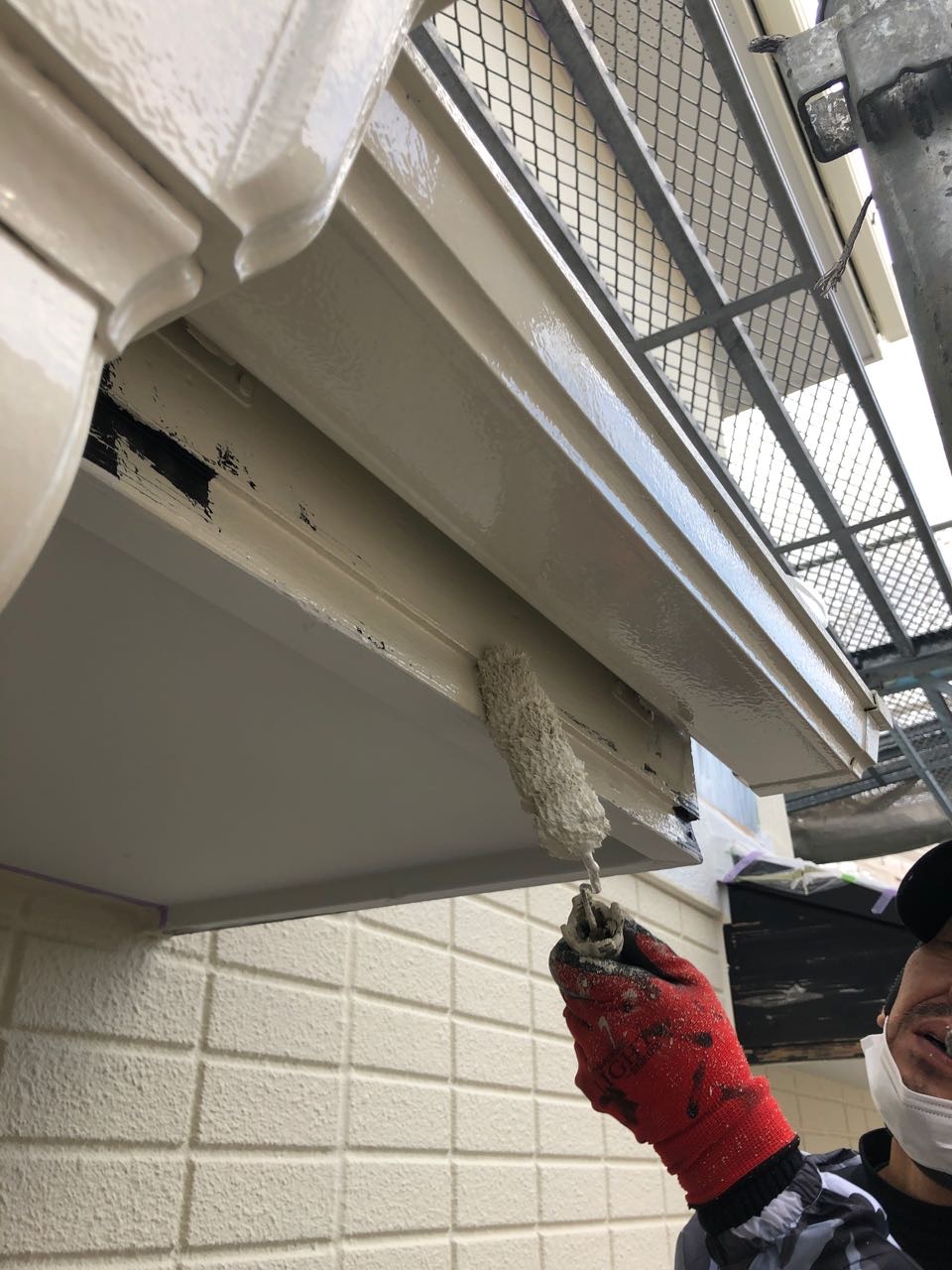 【破風・鼻隠し塗装】下塗り