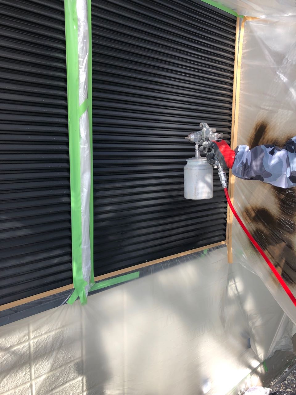 【雨戸塗装】下塗り