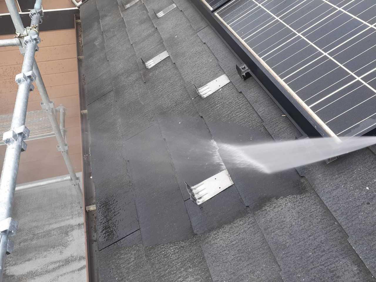 【屋根洗浄】高圧水洗浄
