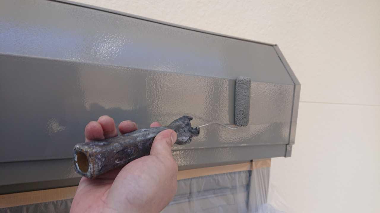 【シャッターボックス塗装】上塗り