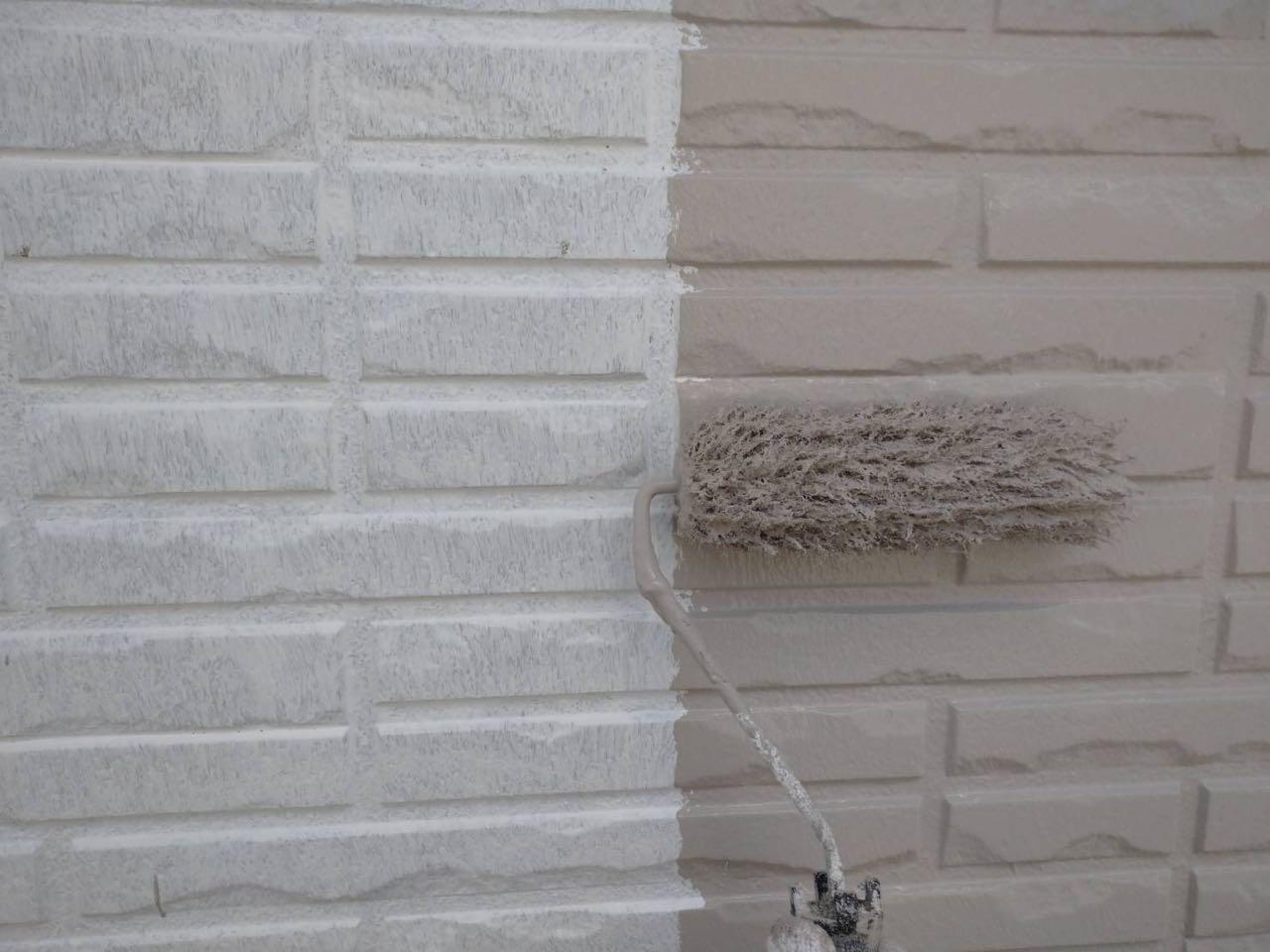 【外壁塗装1】中塗り