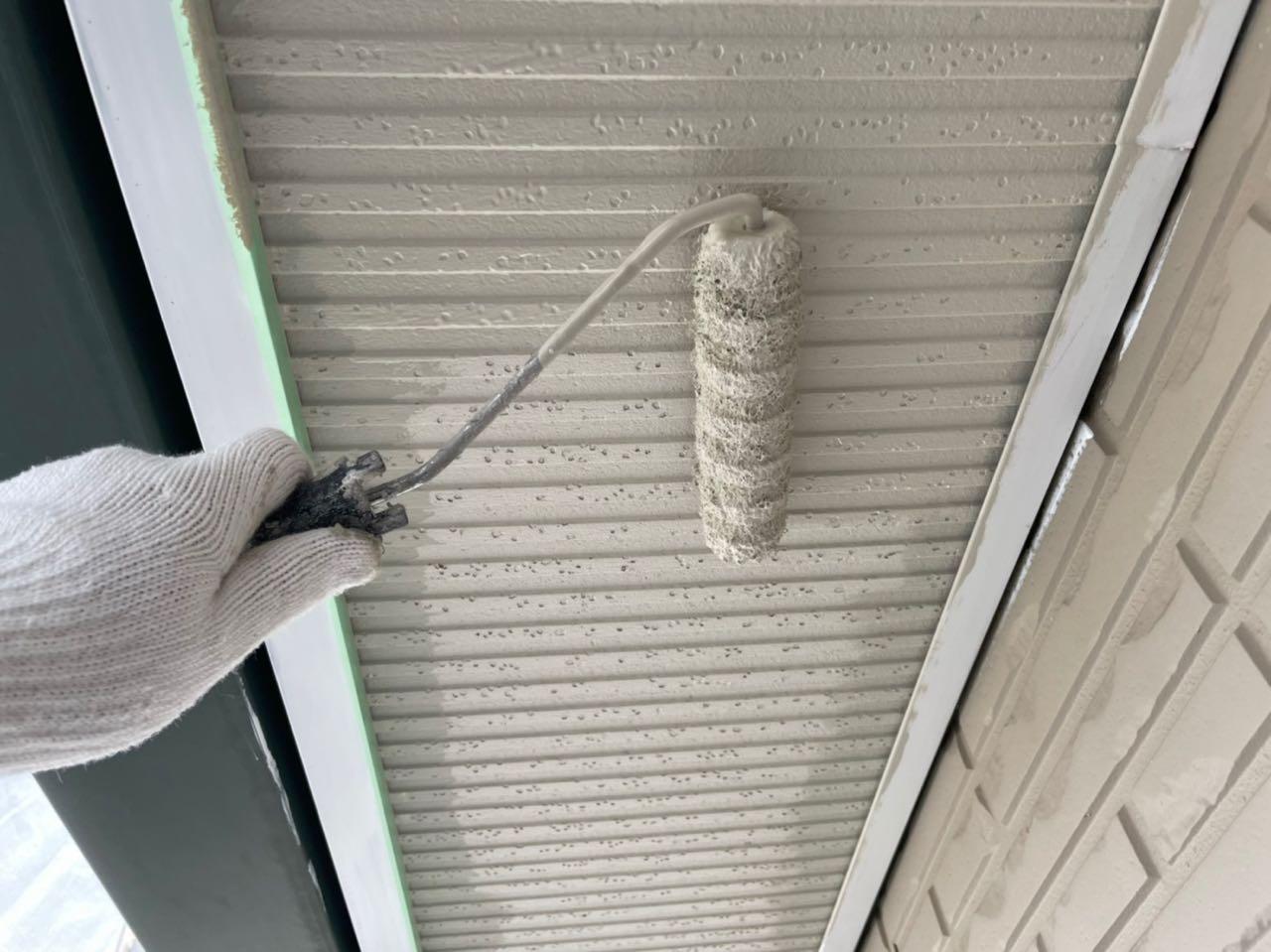 【軒天塗装】下塗り