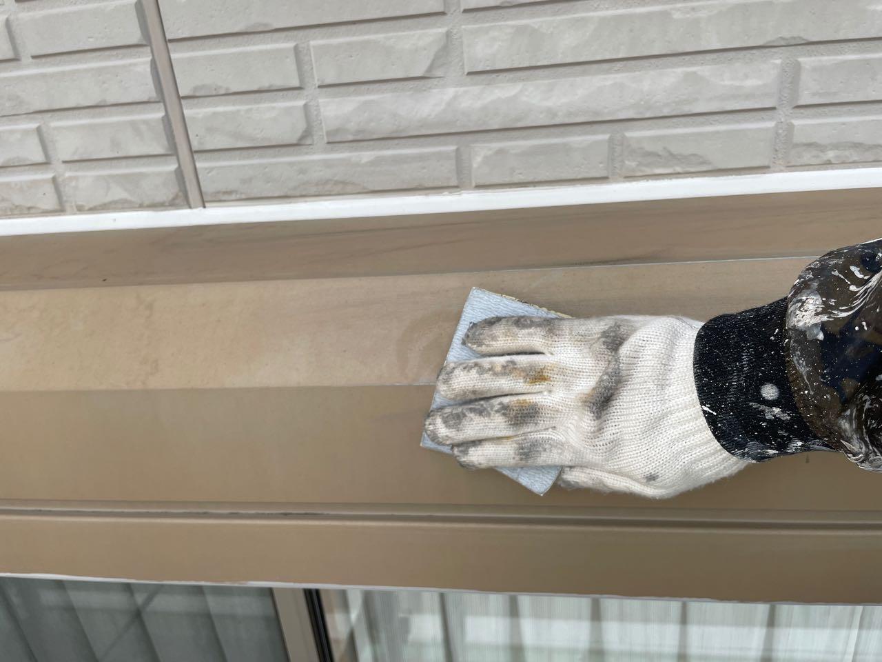 【シャッターボックス塗装】ケレン作業