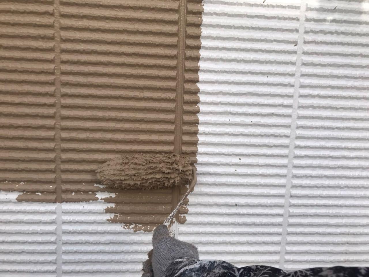 【外壁塗装1】中塗り