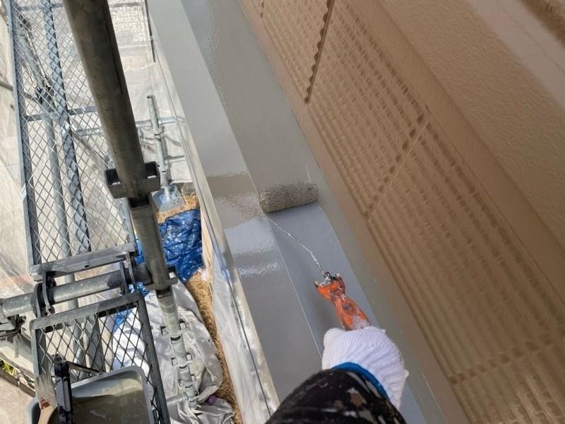 【シャッターボックス塗装】下塗り