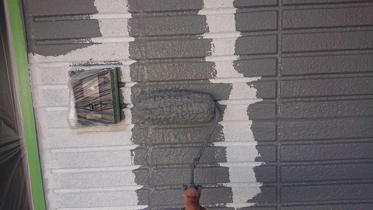 【外壁塗装2】中塗り