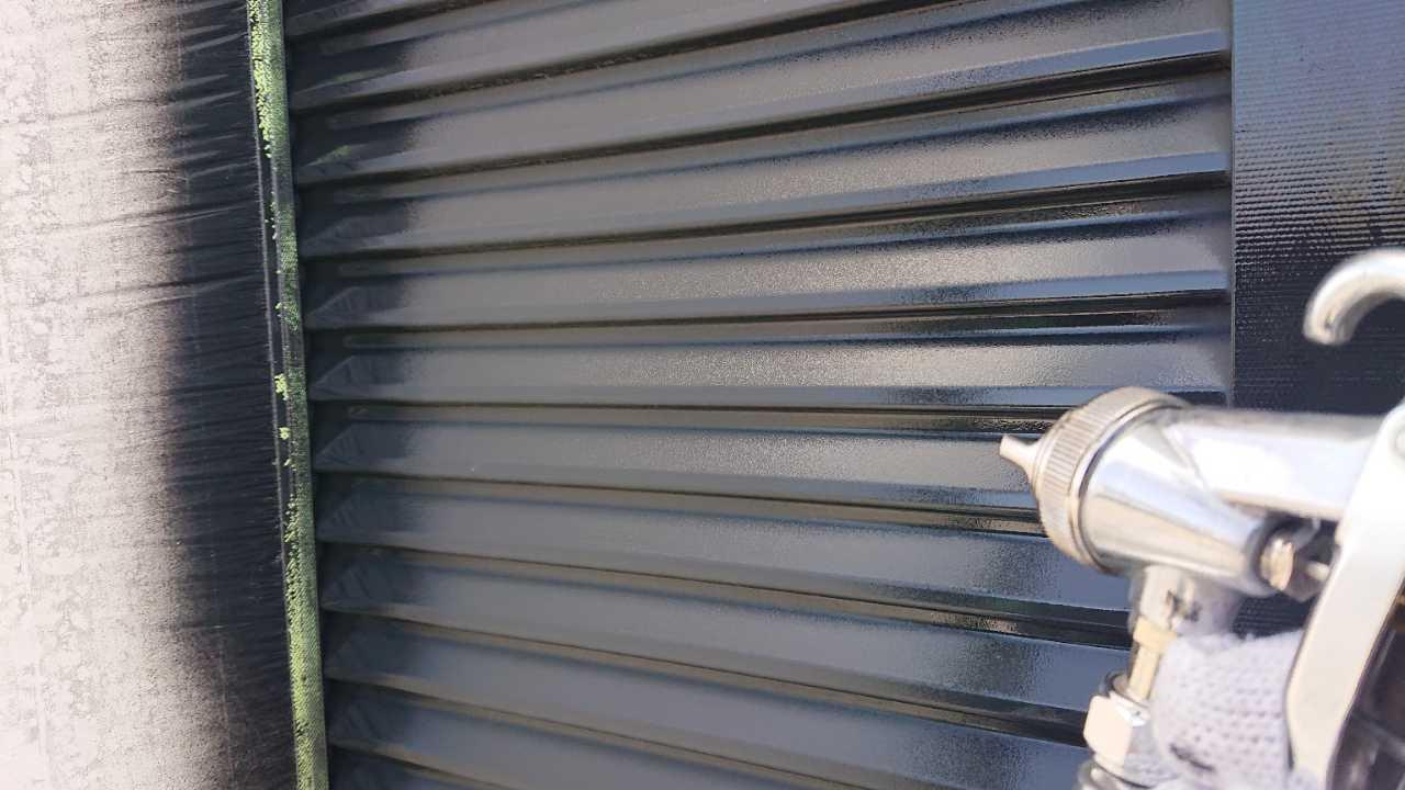 【雨戸塗装】下塗り