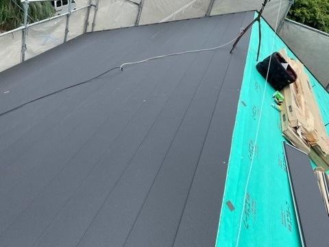 【屋根板金工事】屋根本体施工1