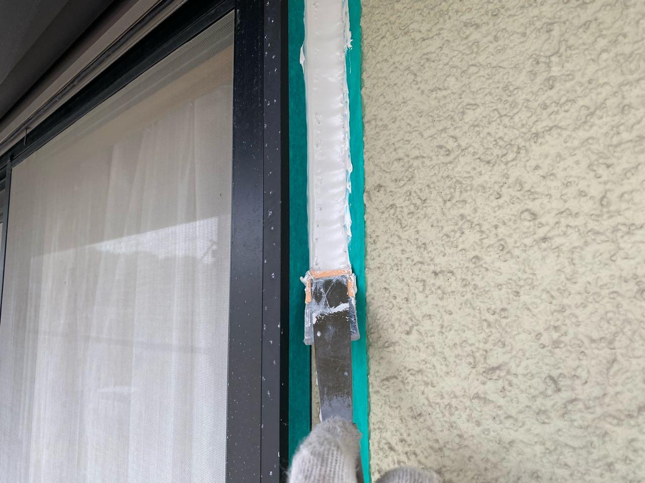 【シーリング工事】ヘラ押さえ