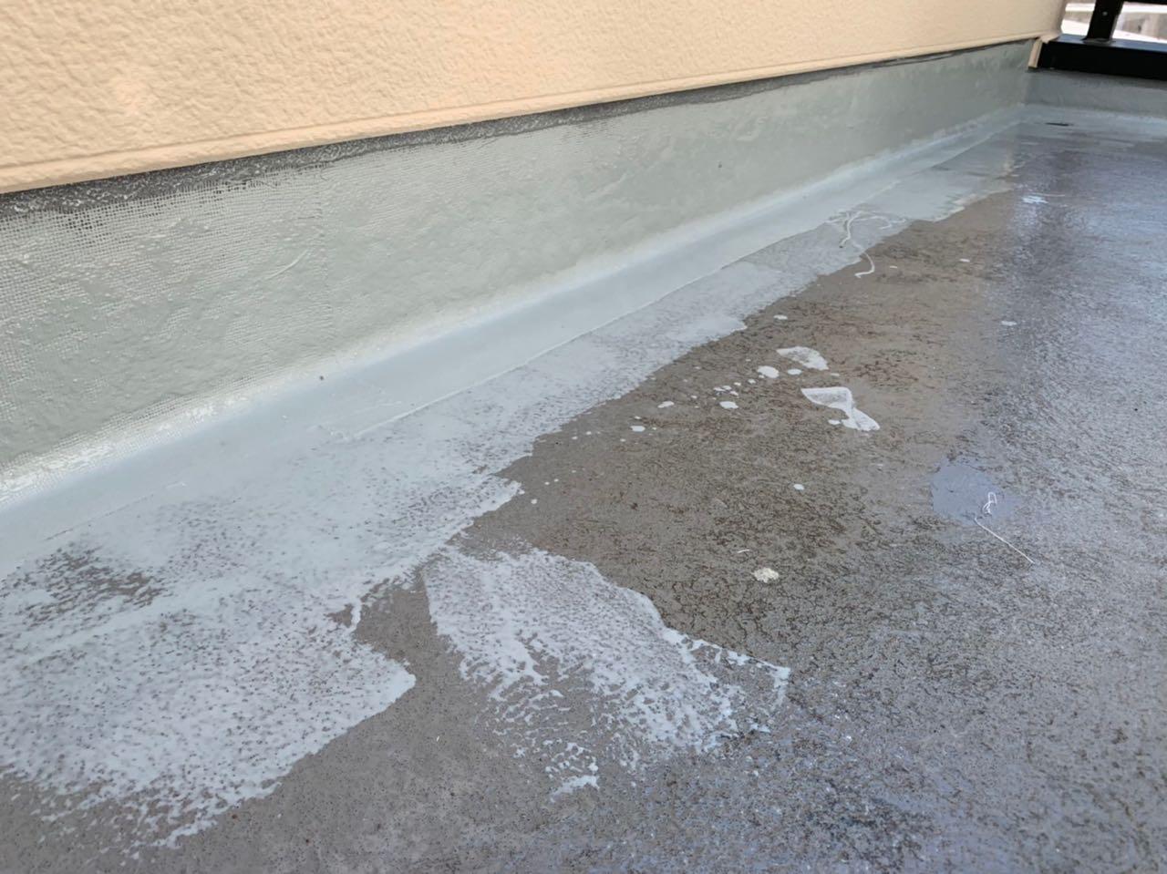 【防水工事】ウレタン防水塗布1回目