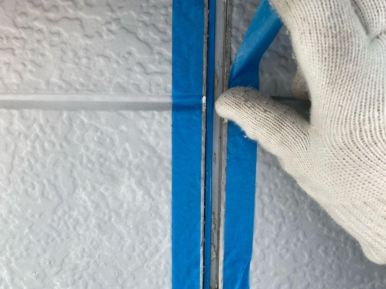 【シーリング工事】マスキング貼り