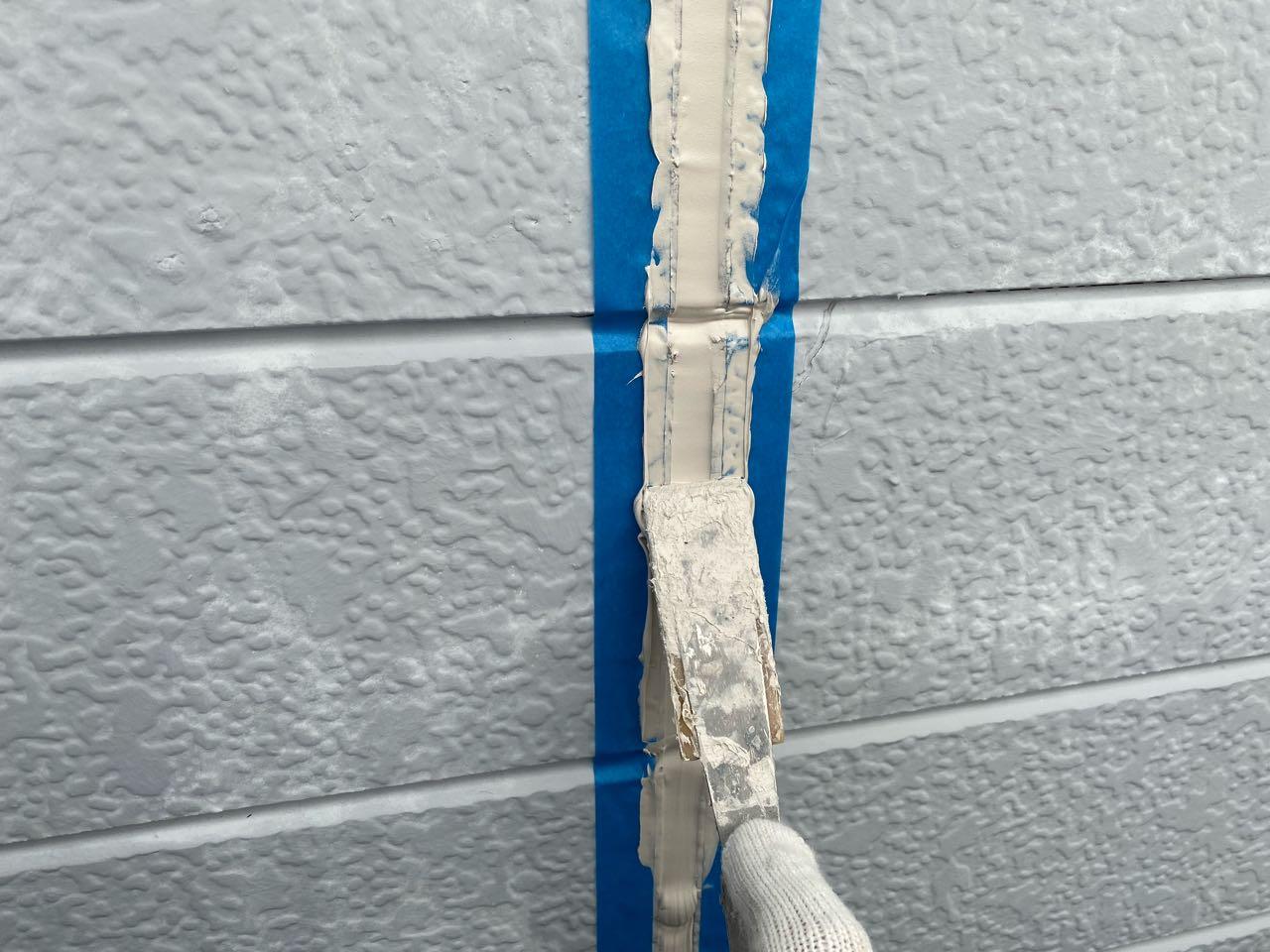 【シーリング工事】ヘラ押さえ