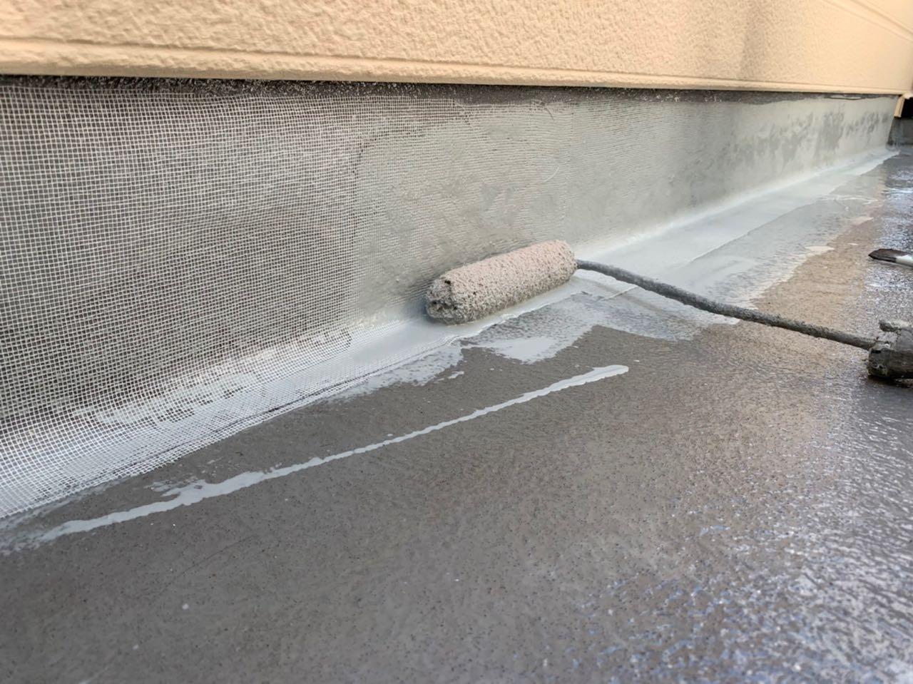 【防水工事】メッシュ貼り