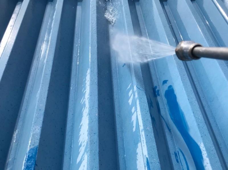 【屋根洗浄】高圧水洗浄