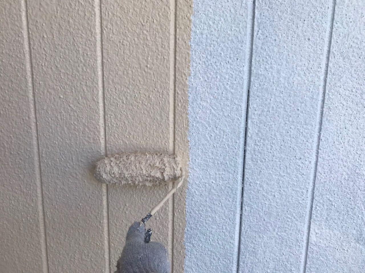 【外壁塗装1】中塗り