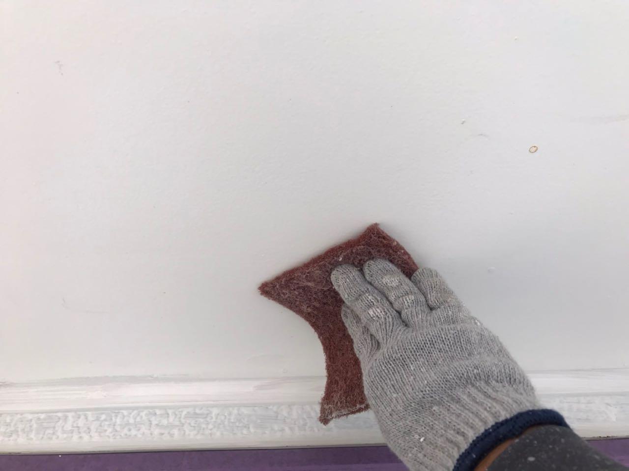 【軒天塗装】ケレン作業