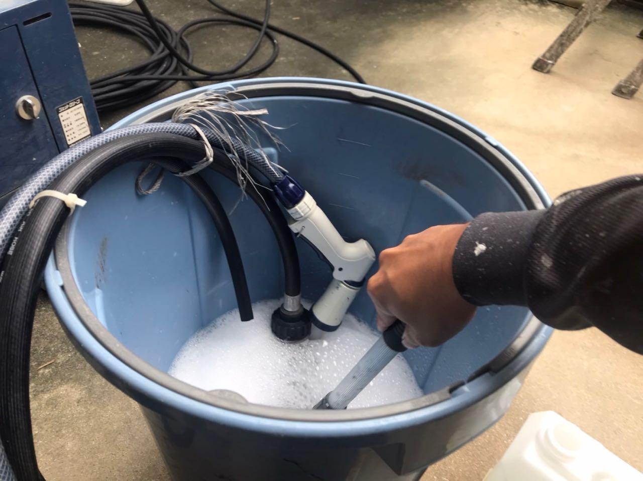 【バイオ洗剤準備】洗浄液攪拌