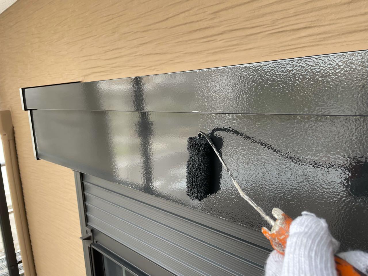 【シャッターボックス塗装】上塗り