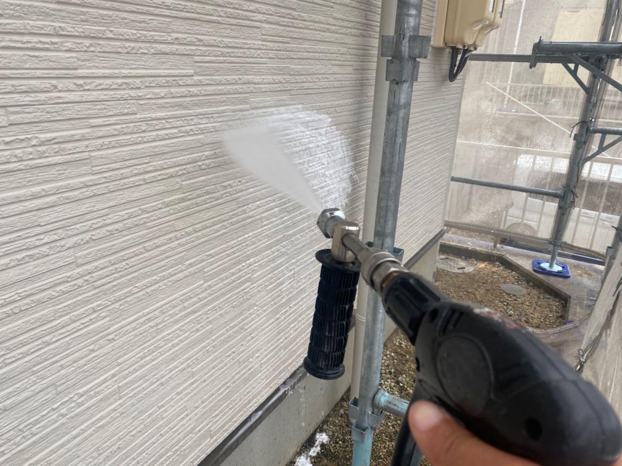 【外壁洗浄】バイオ洗剤塗布