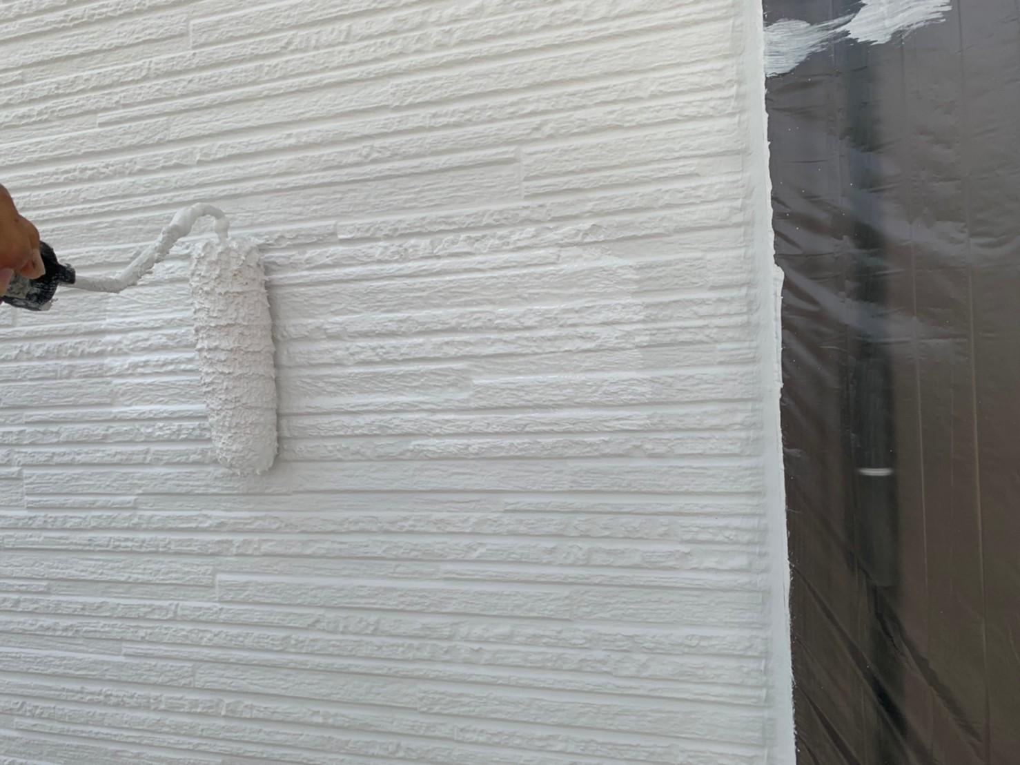 【外壁塗装1】中塗り