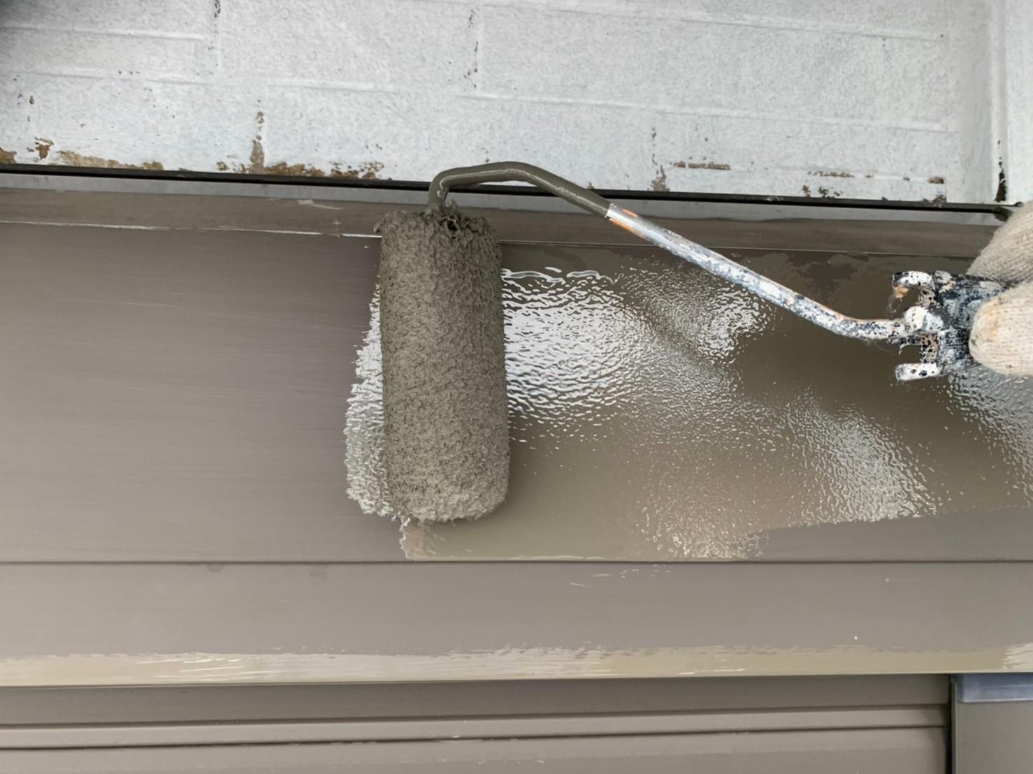 【シャッターボックス塗装】下塗り